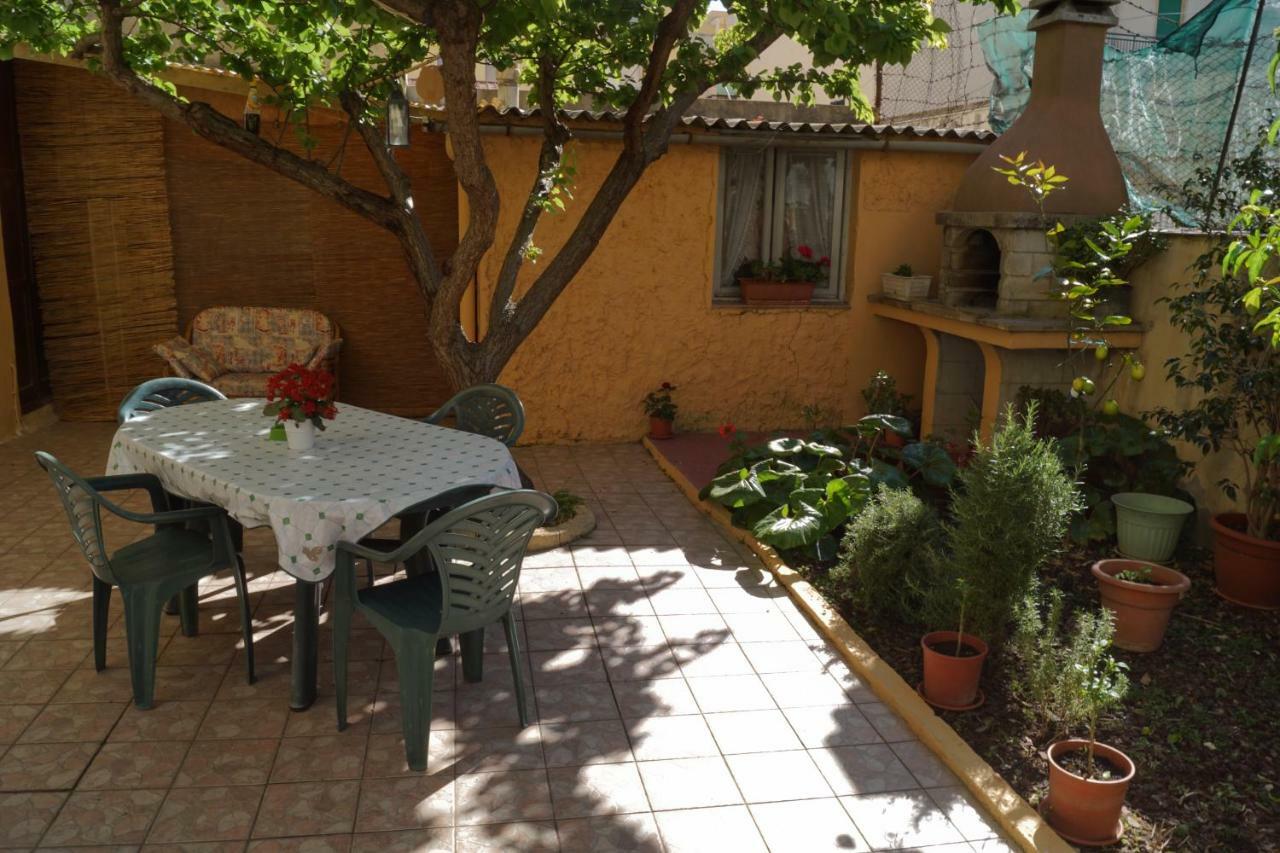 Bed And Breakfast Hibiscus Alghero Ngoại thất bức ảnh