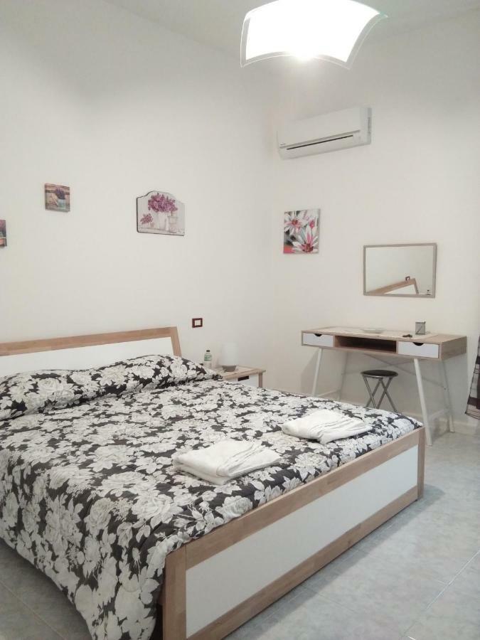 Bed And Breakfast Hibiscus Alghero Ngoại thất bức ảnh
