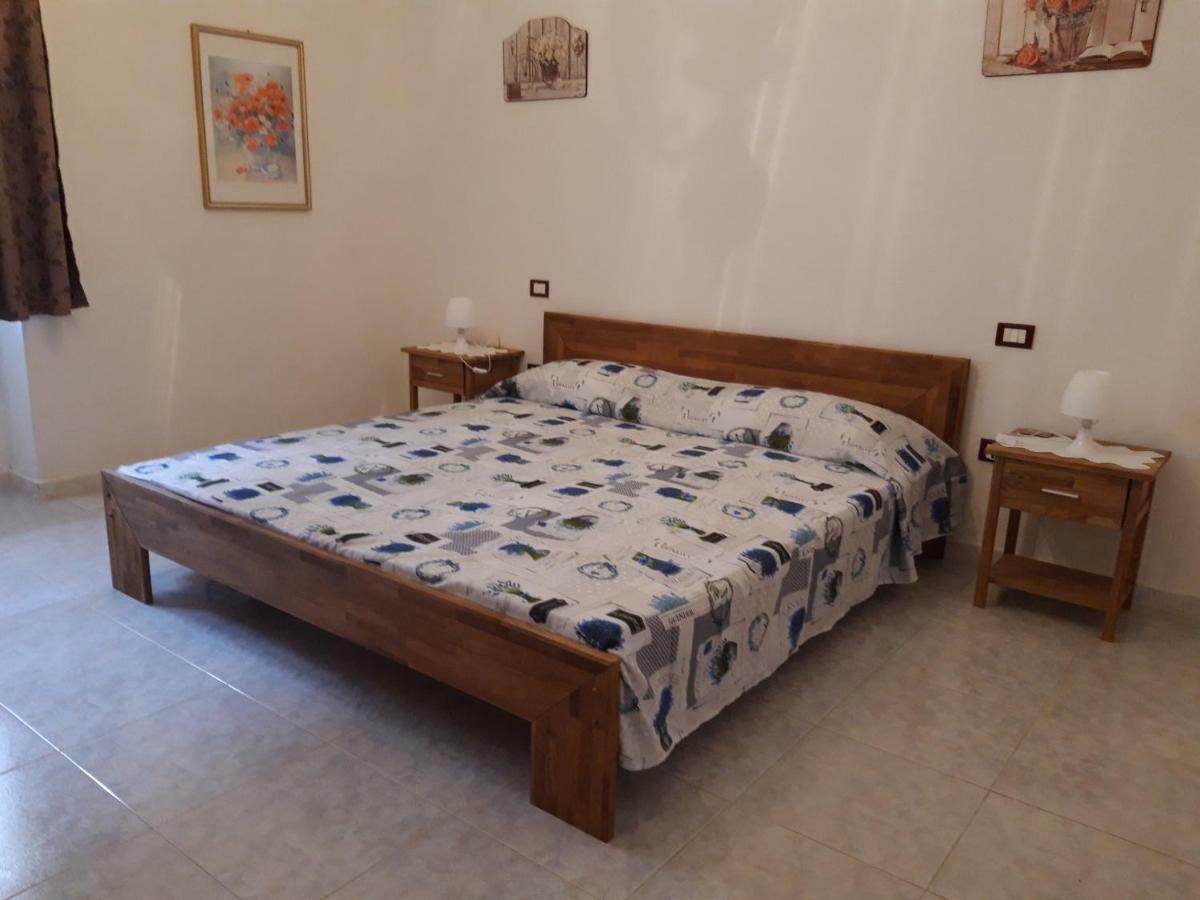 Bed And Breakfast Hibiscus Alghero Ngoại thất bức ảnh