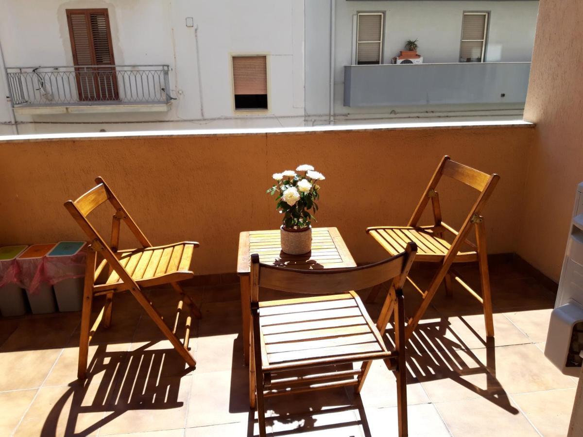 Bed And Breakfast Hibiscus Alghero Ngoại thất bức ảnh